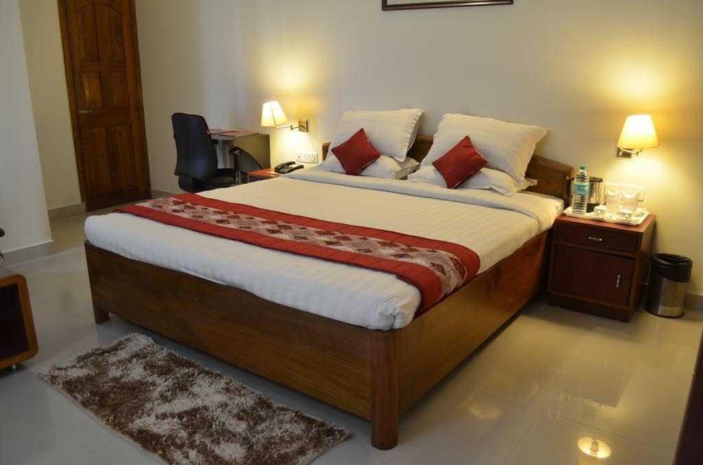 Hotel Rajdhani Regency Гувахати Стая снимка