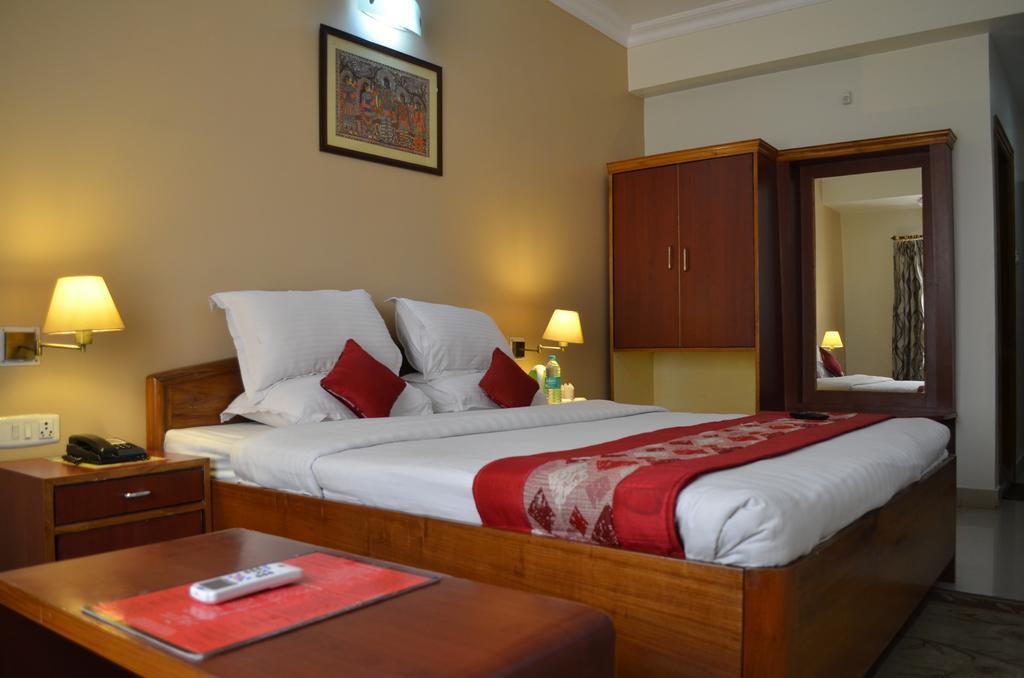 Hotel Rajdhani Regency Гувахати Стая снимка