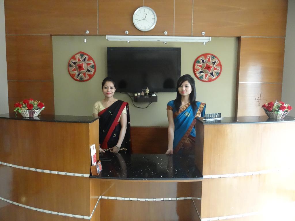 Hotel Rajdhani Regency Гувахати Екстериор снимка